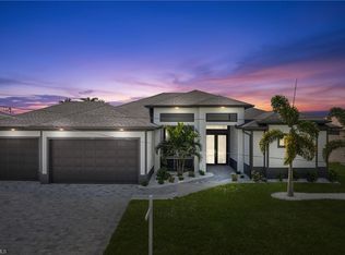 216 SW 15th St, Cape Coral, FL 33991
