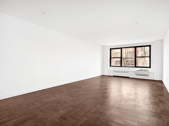 3rd image of 2 Tudor City Pl APT 2GN
