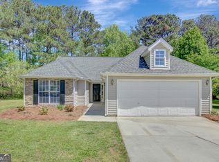 8032 Highland Pkwy, Fairburn, GA 30213