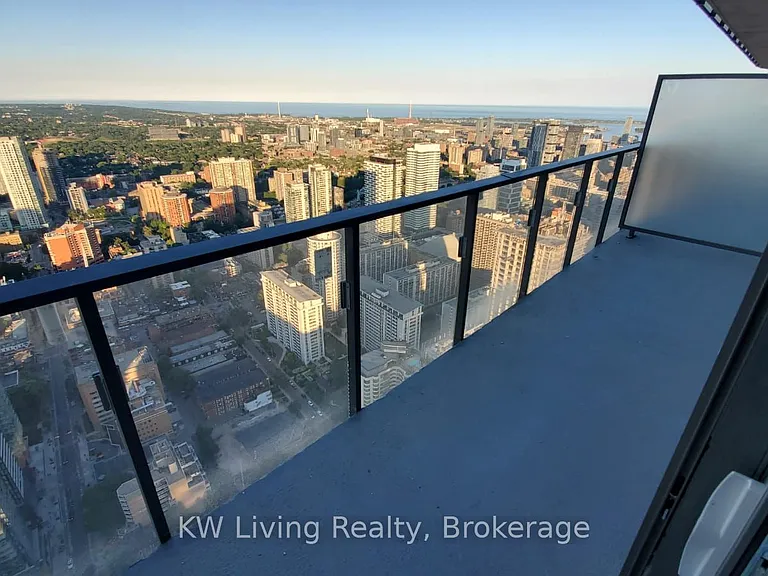11 Wellesley St W #5913 — Photo 4
