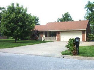 2345 Eastland Dr, Owensboro, KY 42303