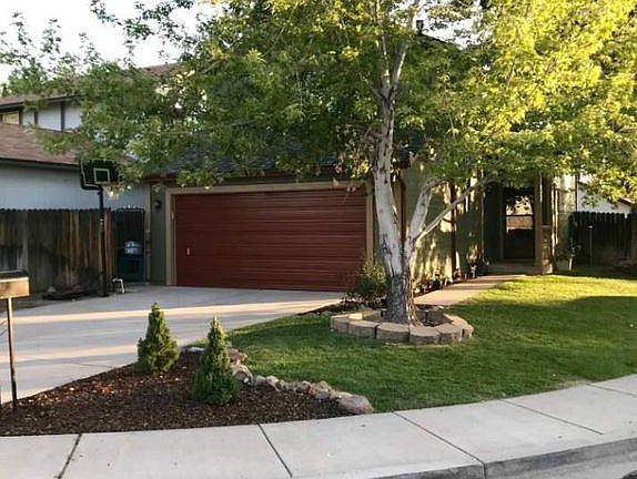2nd image of 3193 Myles Dr