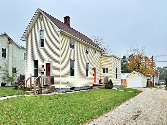 2nd image of 111 Main St