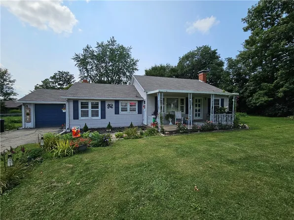 624 S Main St, Georgetown, IL 61846