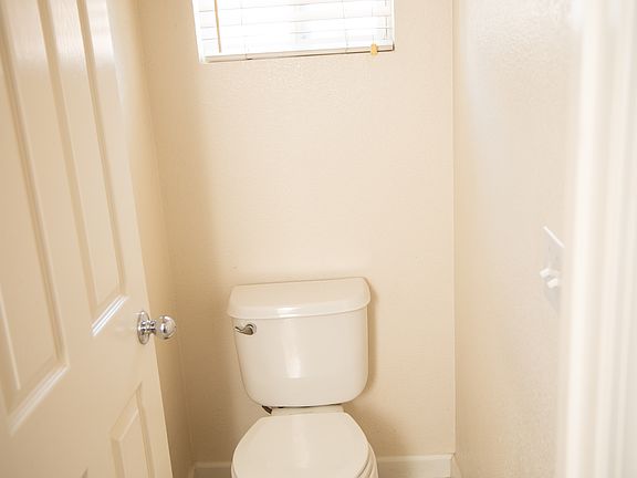 5th image of 883 Almaden Ct #883