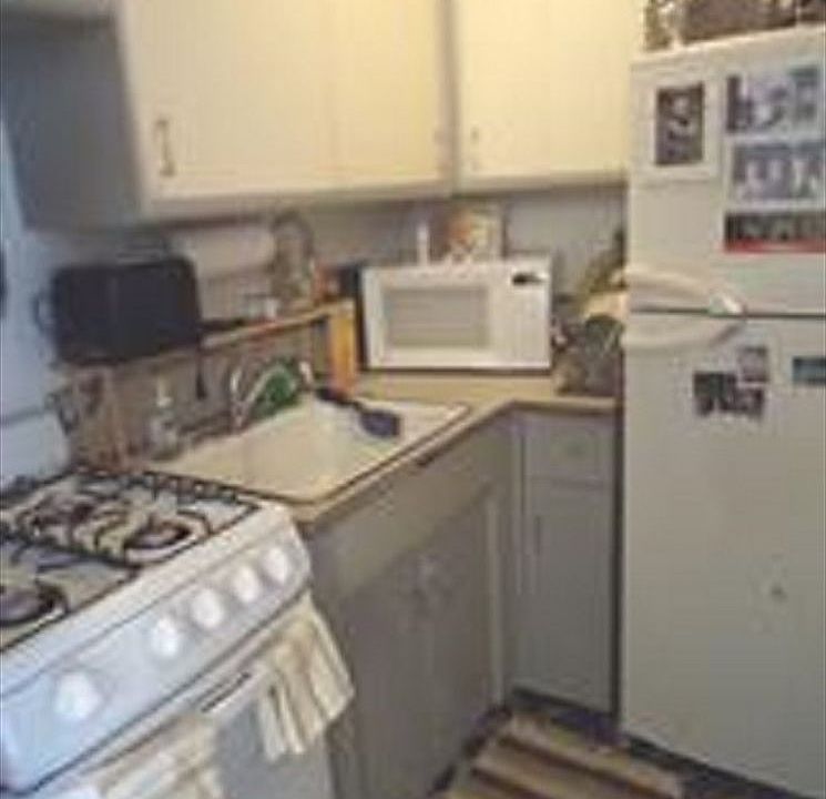 1st image of 22 W 14th St #3SN