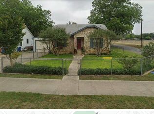 528 Lytle St, Kerrville, TX 78028