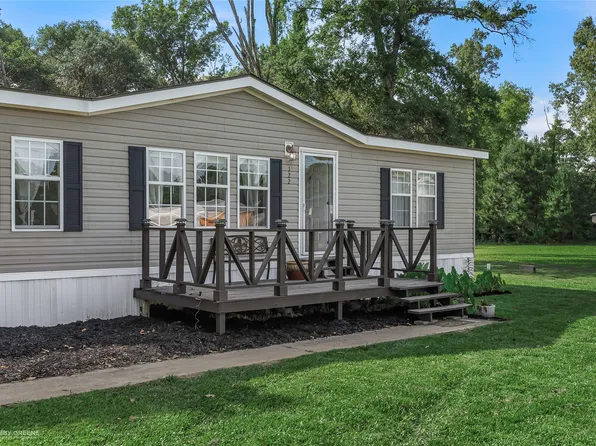 122 Live Oak Dr, Stonewall, LA 71078