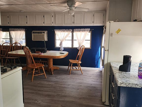 4th image of 561 Corson Tavern Rd #0