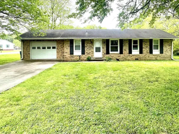1501 Clayshire Dr, Murray, KY 42071