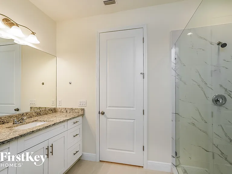 3404 26th St SW — Photo 9