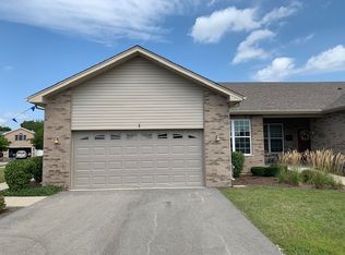 1303 Balboa Cir, Bolingbrook, IL 60440