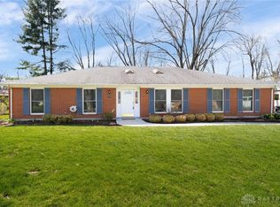 9752 Stagecoach Dr S, Dayton, OH 45458