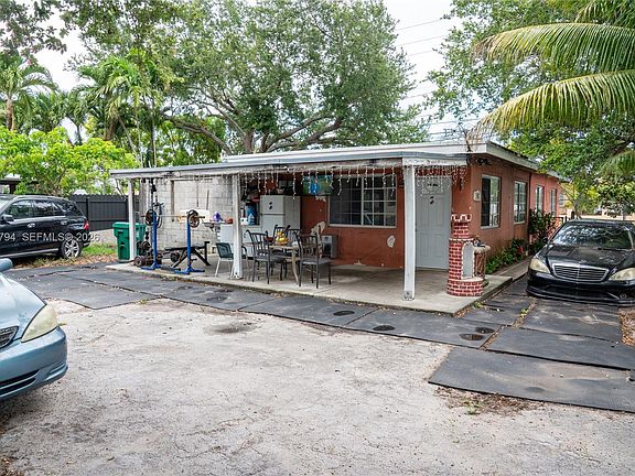 5th image of 3401 NW 15th St