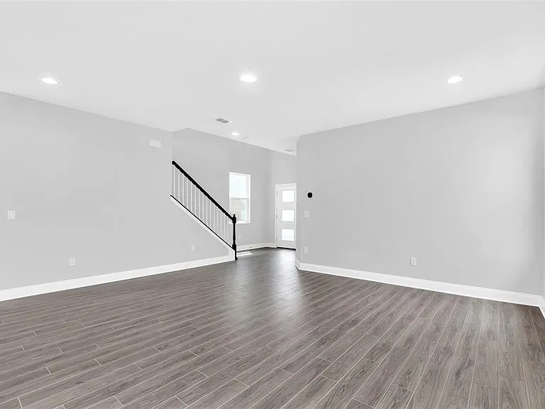 12743 Brodlove Ln — Photo 4