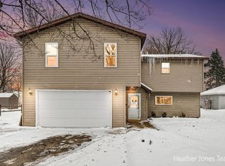 263 Cedar St NE, Cedar Springs, MI 49319