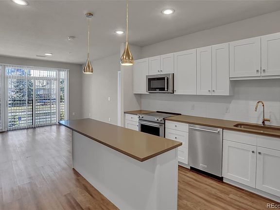 4th image of 155 S Monaco Street Pkwy Unit 204