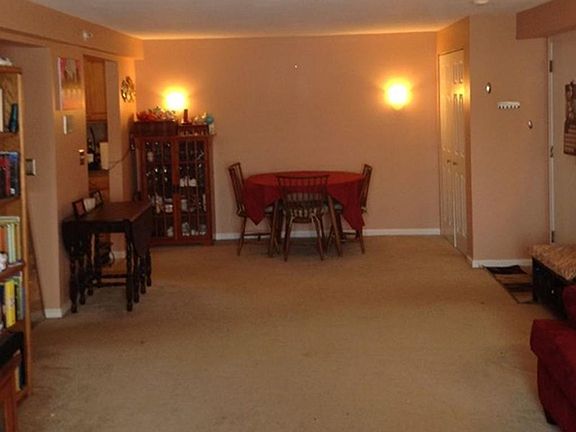 3rd image of 56 Townsend St APT B11