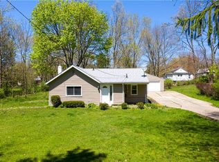 1971 Liberty Rd, Stow, OH 44224