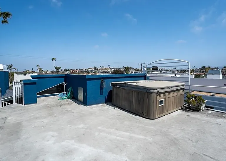 1259 Bonnie Brae St — Photo 22