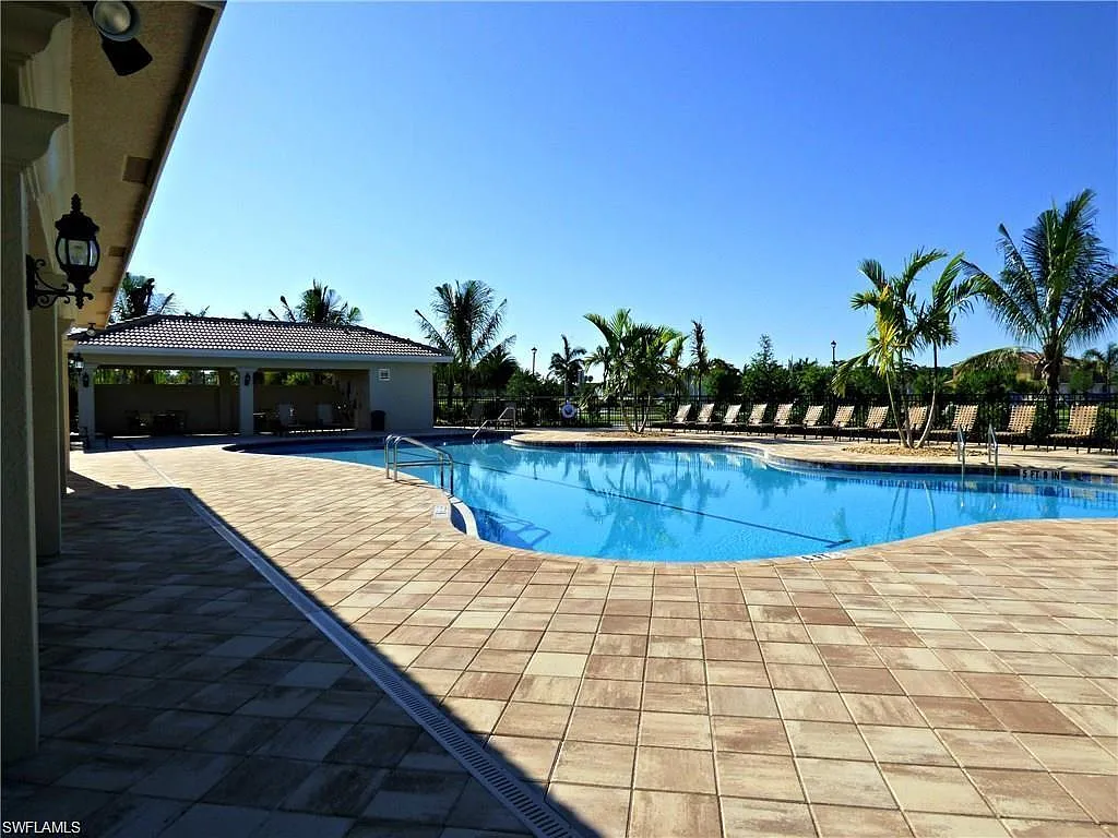 Building Photo - 3882 Tilbor Cir #1