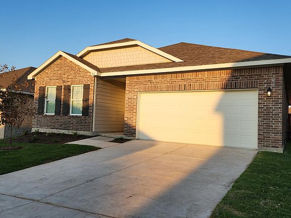 3rd image of 762 Yorkshire Dr