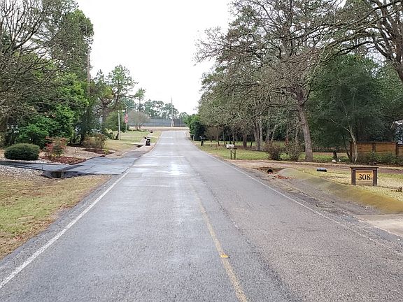 4th image of 309 Lakeview Dr