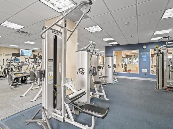 100 Shearwater Ct East image 19 of 36