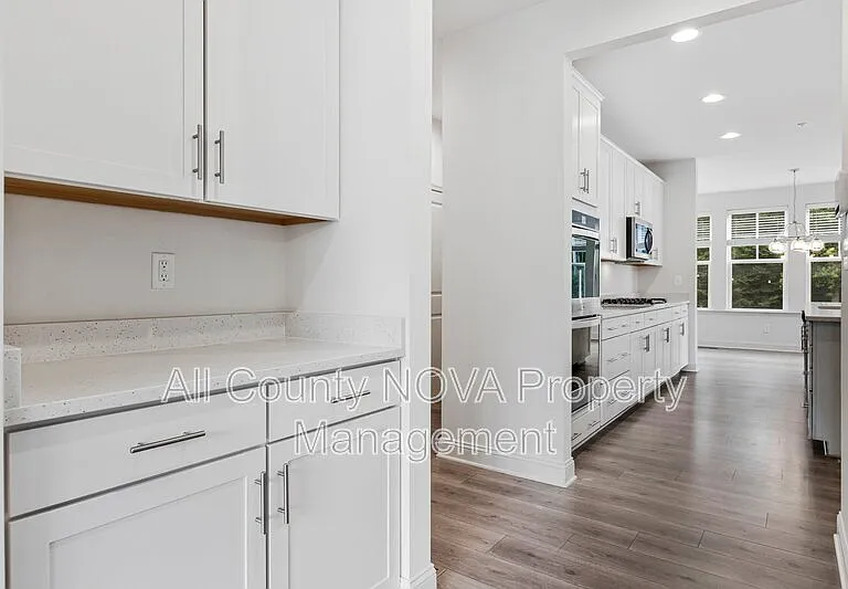 11010 N Riding Rd — Photo 13