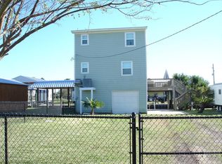 1116 Buddy Kirk Dr, Crystal Beach, TX 77650
