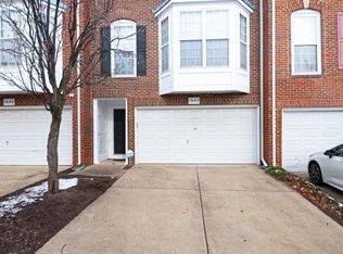1682 White Oak Vista Dr, Silver Spring, MD 20904