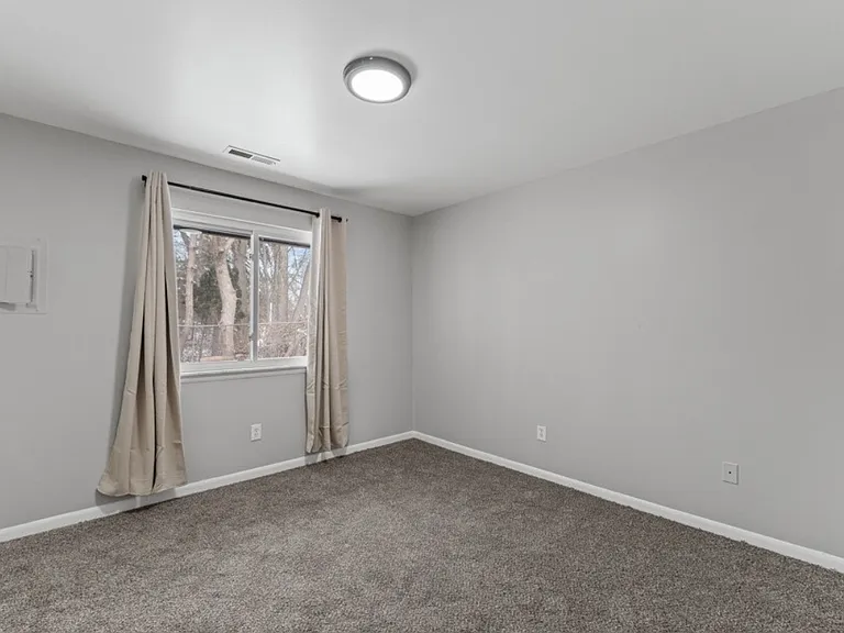 31727 Hoover Rd #21 — Photo 4