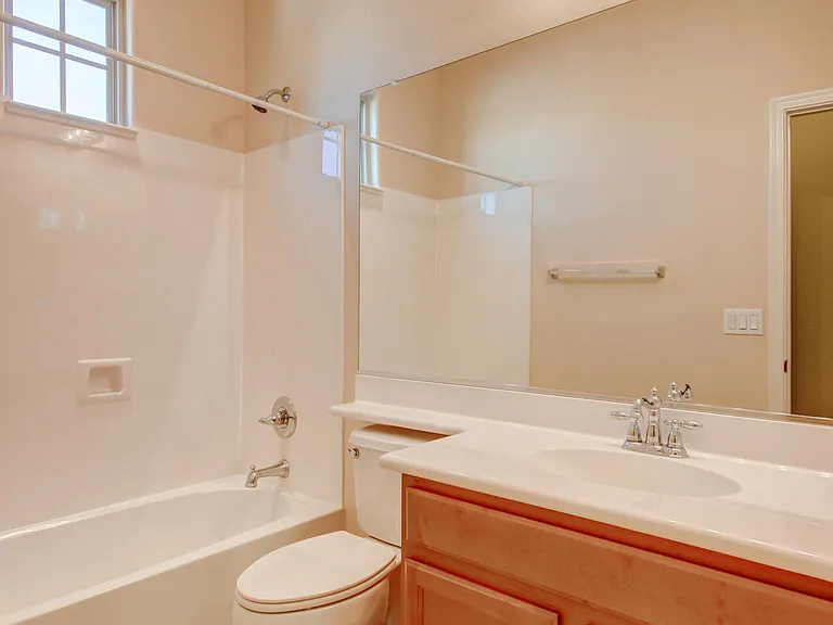21158 W Sycamore Dr — Photo 17