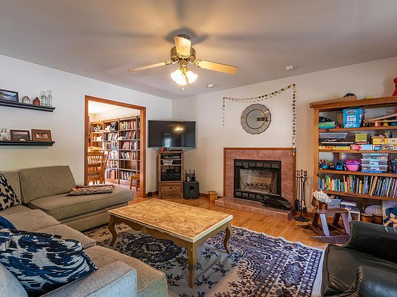 4th image of 1527 S Highland Ave