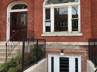 1445 W Flournoy St #A, Chicago, IL 60607