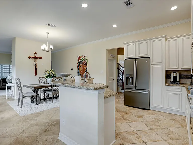327 Twin Timbers Ln — Photo 17