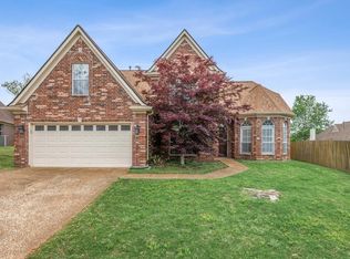 1135 Mossy Knoll Dr, Cordova, TN 38018