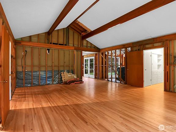 5th image of 10815 Algonquin Road