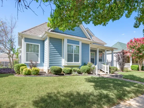 8629 Bridge St, North Richland Hills, TX 76180