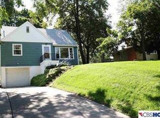 5427 Spring St, Omaha, NE 68106