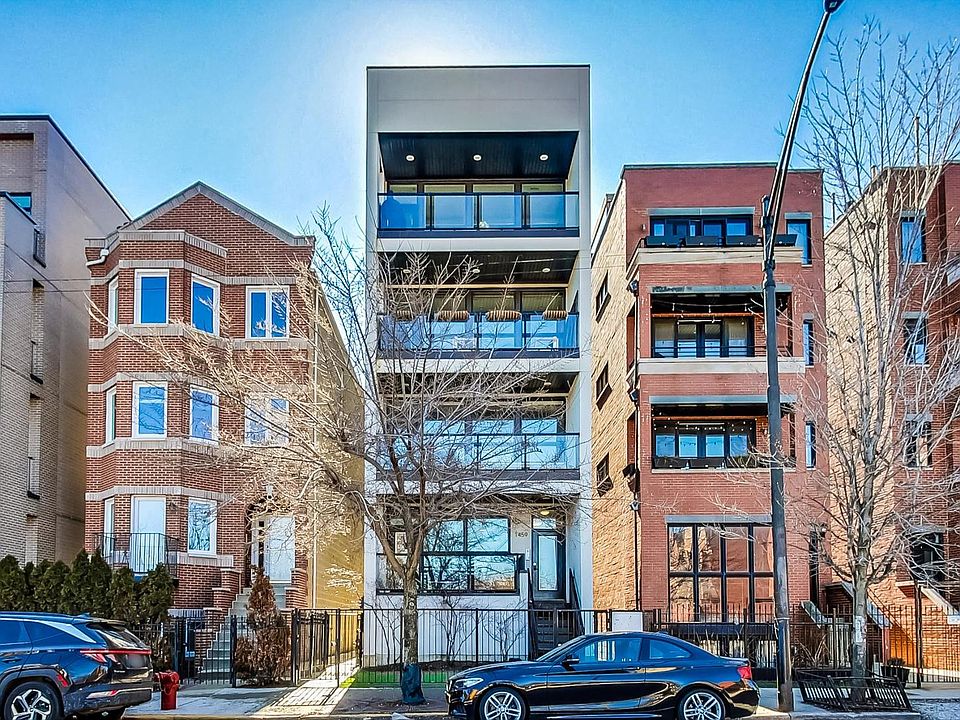 1st image of 1459 W Grand Ave #4