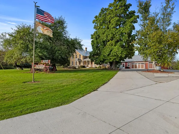 2722 Woodland DRIVE, Manitowoc, WI 54220