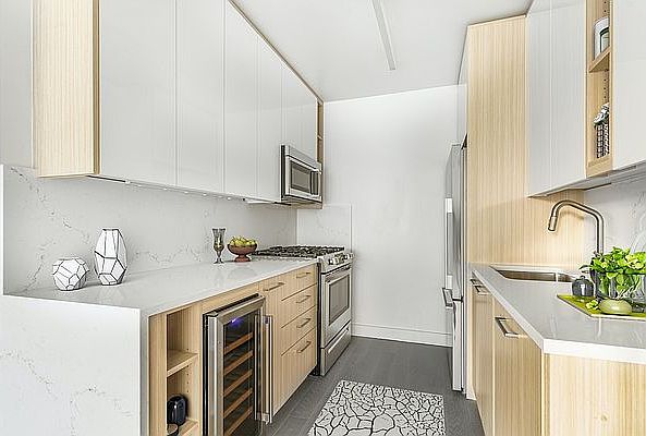 1st image of 101 W End Ave #18J