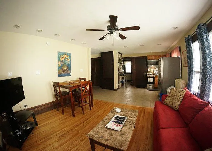 907 Genesee St — Photo 9
