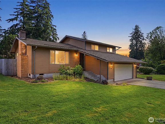2nd image of 102 SHERWOOD Lane