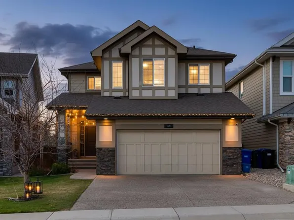 39 E Cranbrook Cres SE, Calgary, AB T3M 2C3