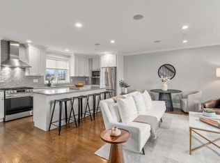 364 Neponset Ave UNIT 6, Dorchester, MA 02122