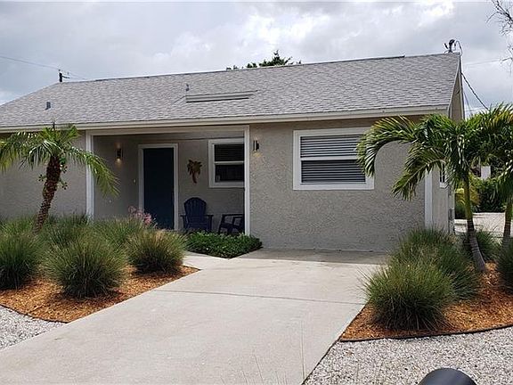 2nd image of 1605 N Pompano Ave