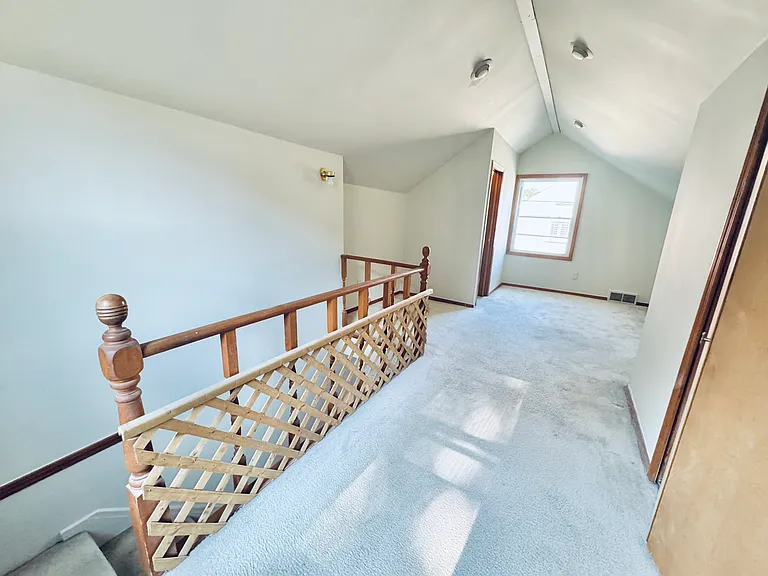 370 Bird Ave — Photo 13