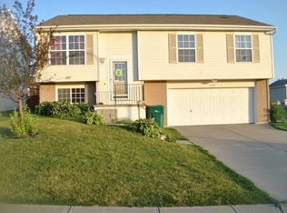 17757 Edna St, Omaha, NE 68136